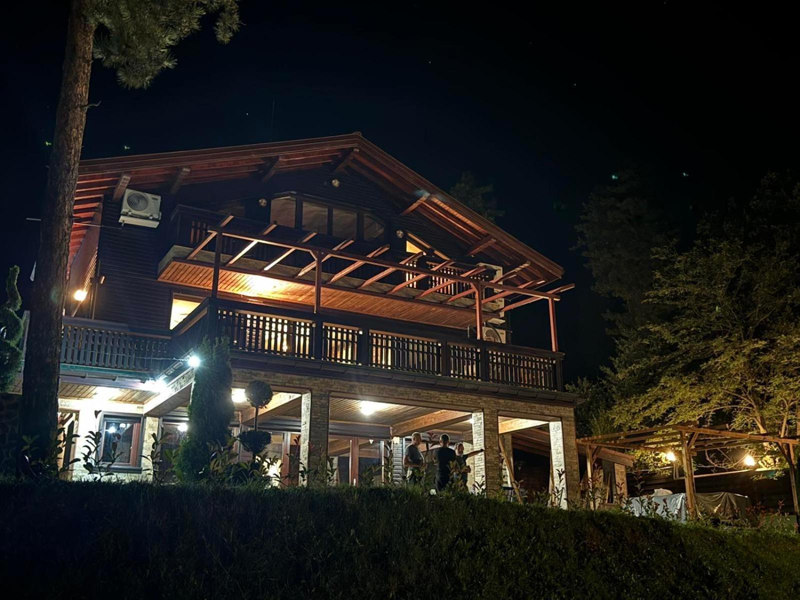 Villa Iskar Lake Residence By Bookvillabg Shtarkelovo Gnezdo Экстерьер фото